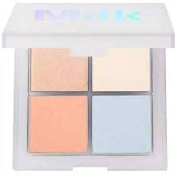 NIB Milk Holographic Powder Quad in Space Jam - Picture 1 of 10